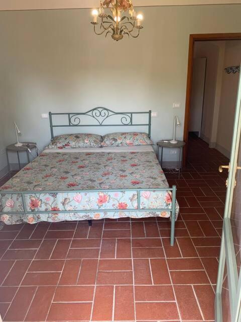 La Casina Di Renzino Apartment *